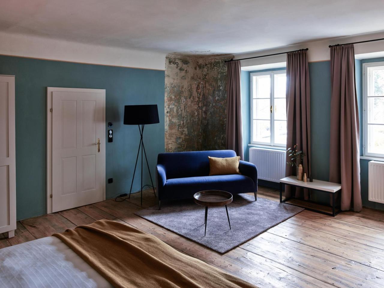 Boutique Hotel Zum Oberjaeger, Schloss Lackenbach المظهر الخارجي الصورة