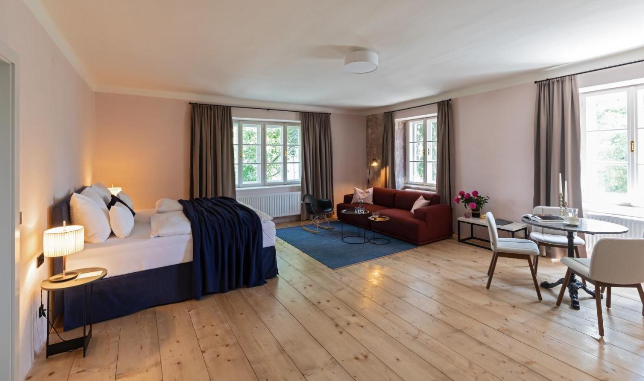 Boutique Hotel Zum Oberjaeger, Schloss Lackenbach المظهر الخارجي الصورة